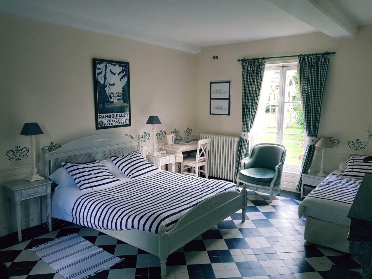 Bed and Breakfast Manoir De L'As De Trefle Isneauville Exteriér fotografie
